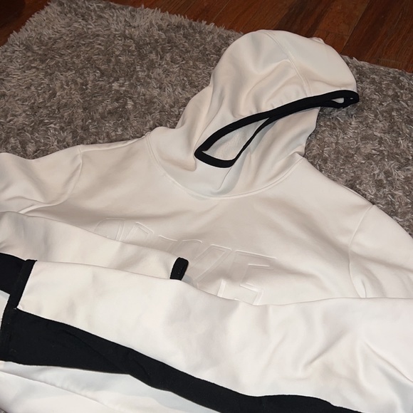 Nike Hoodie - Picture 3 of 4